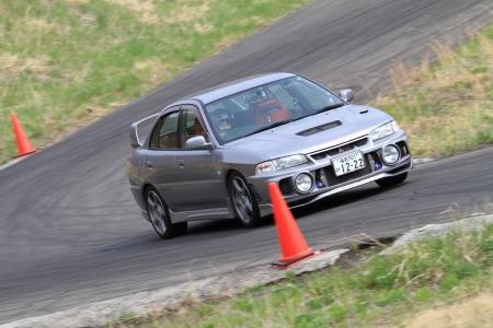 �t���[���s